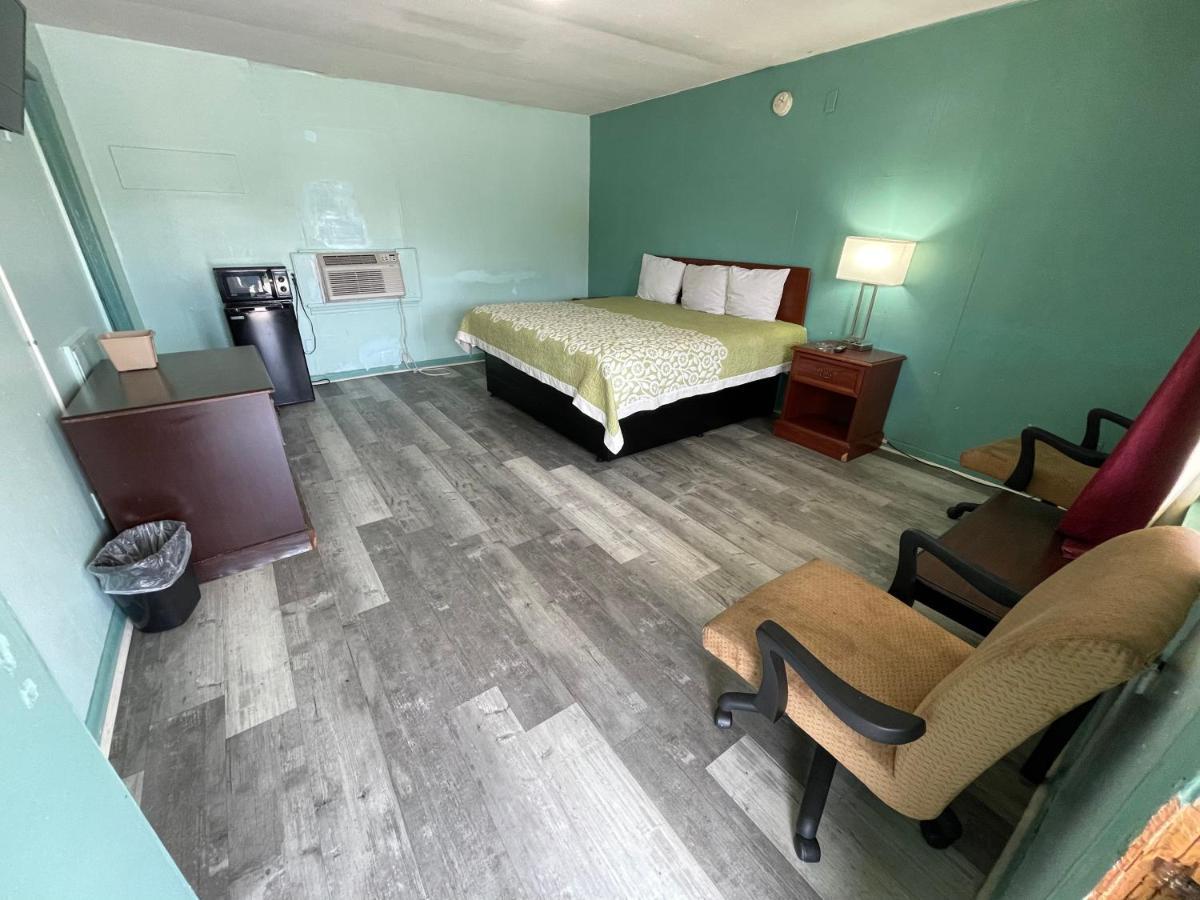 Lamplighter Inn Childersburg Екстер'єр фото